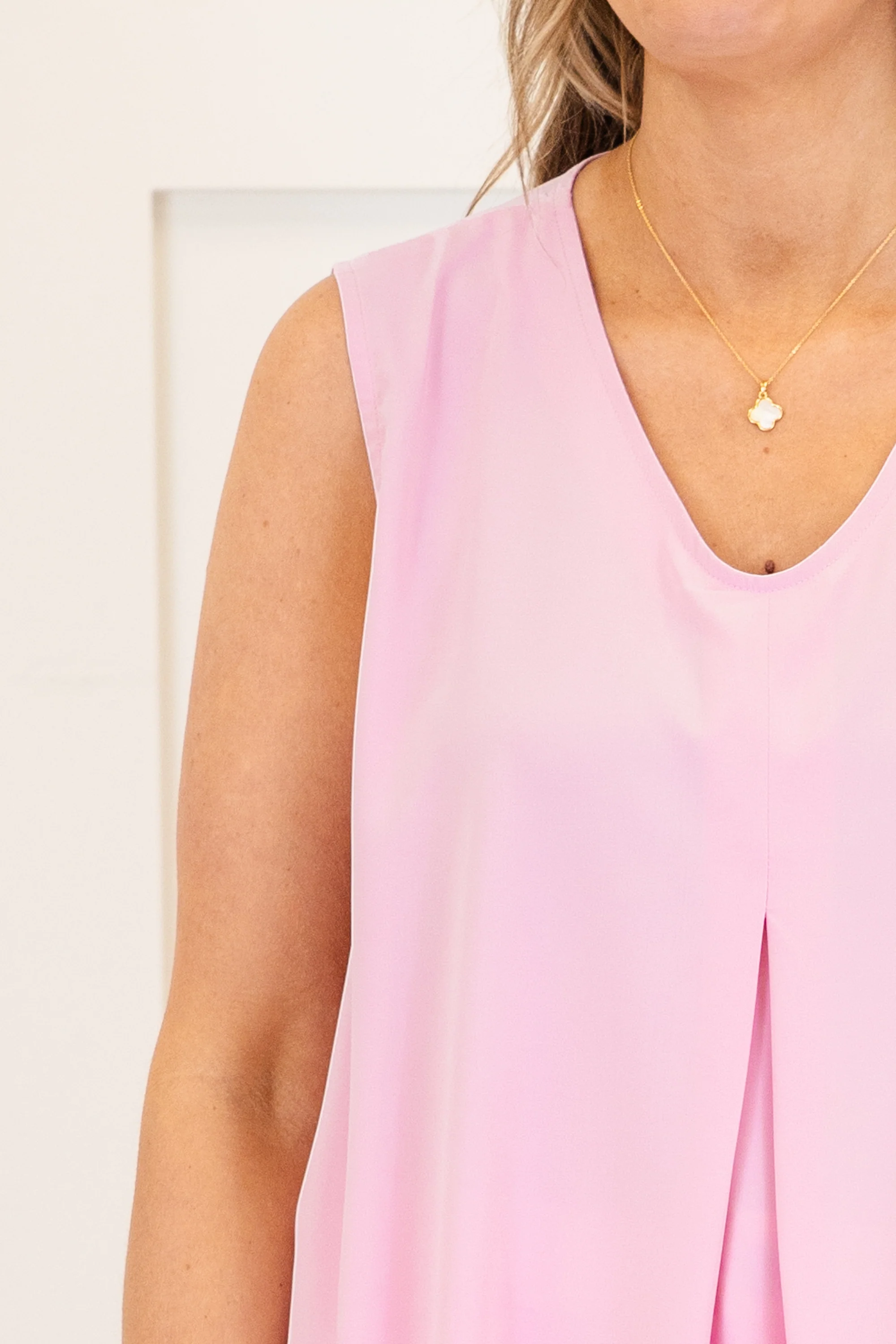 Embrace The Present Tank, Bubblegum - Image 4