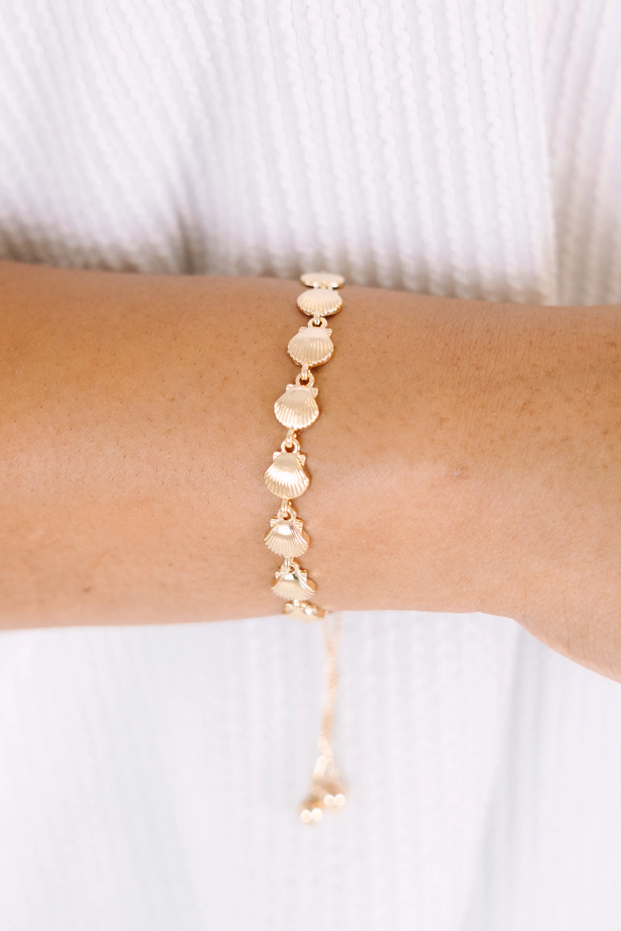 Golden Sands Bracelet, Gold - Image 2