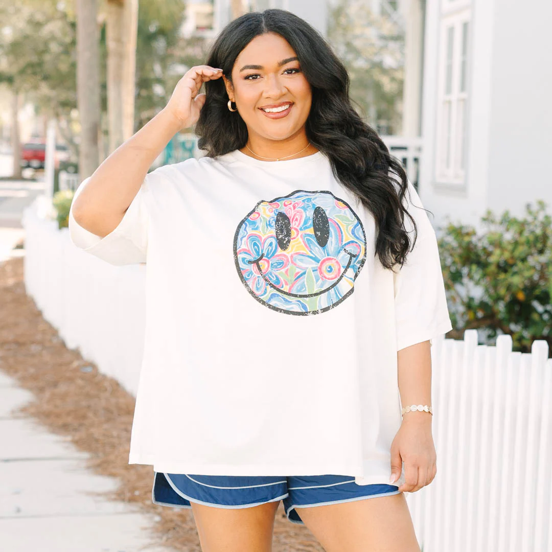Groovy Smiling Boyfriend Tee, Ivory - Image 6