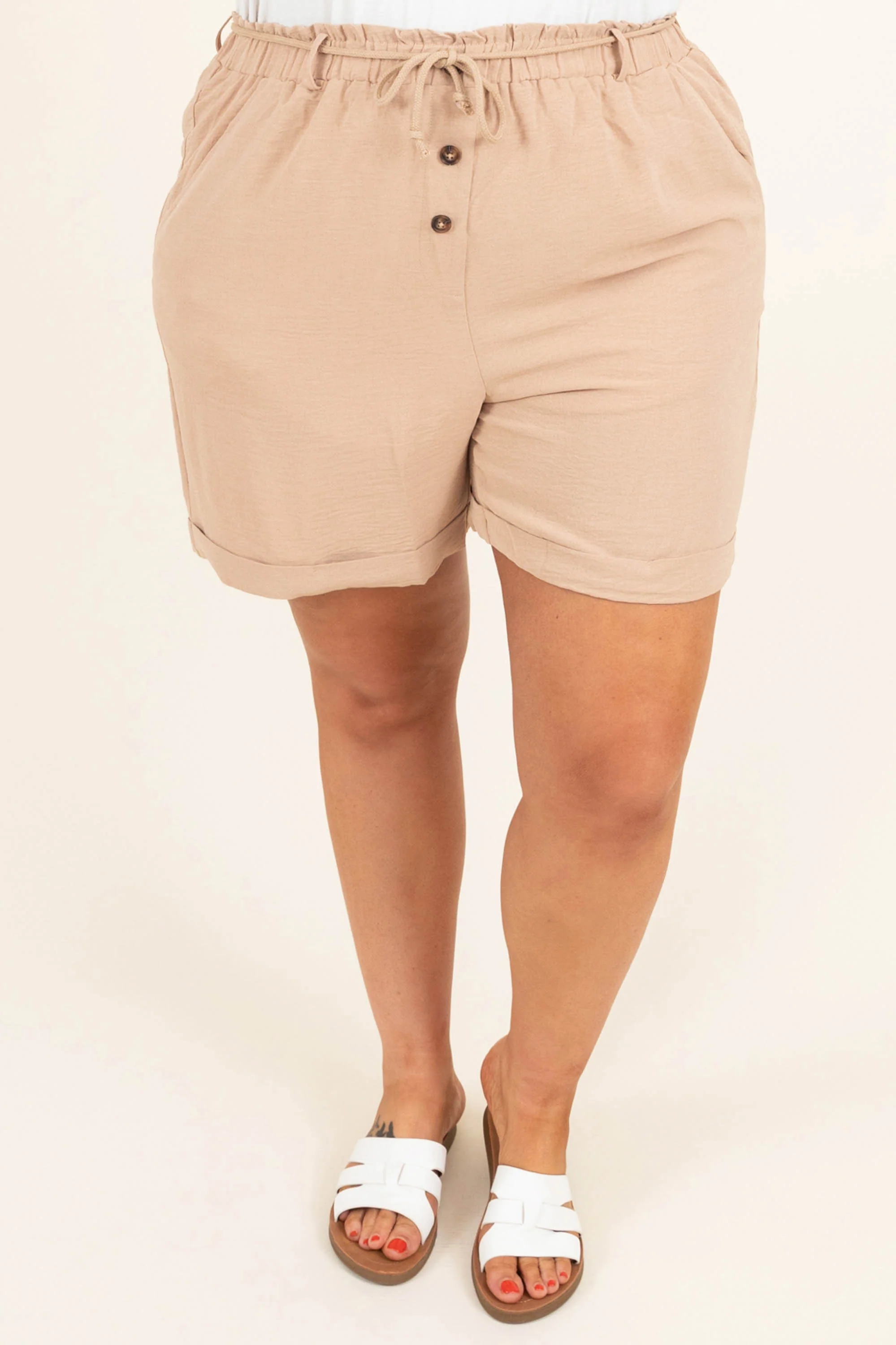Make It Fabulous Shorts, Khaki - Image 3