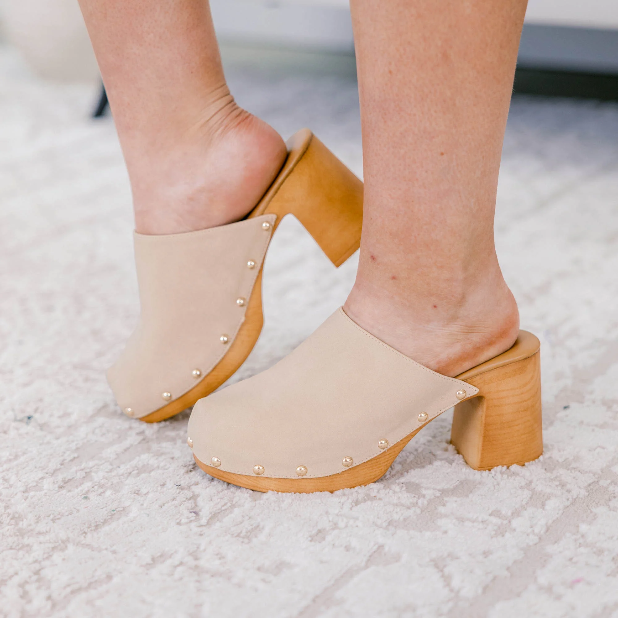 Memories Held Clogs, Beige - Image 6