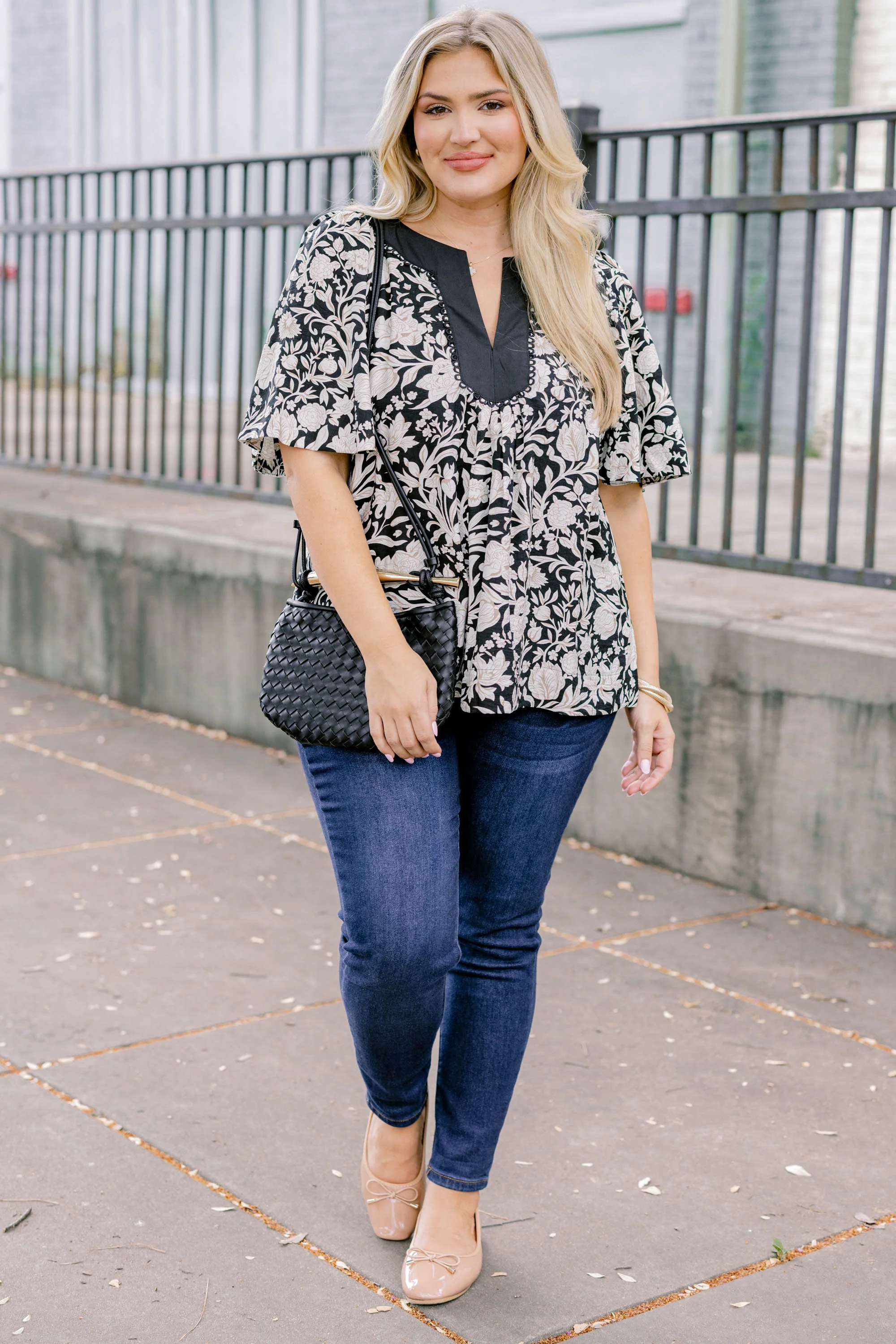 Nautical Breeze Top, Floral Black - Image 2