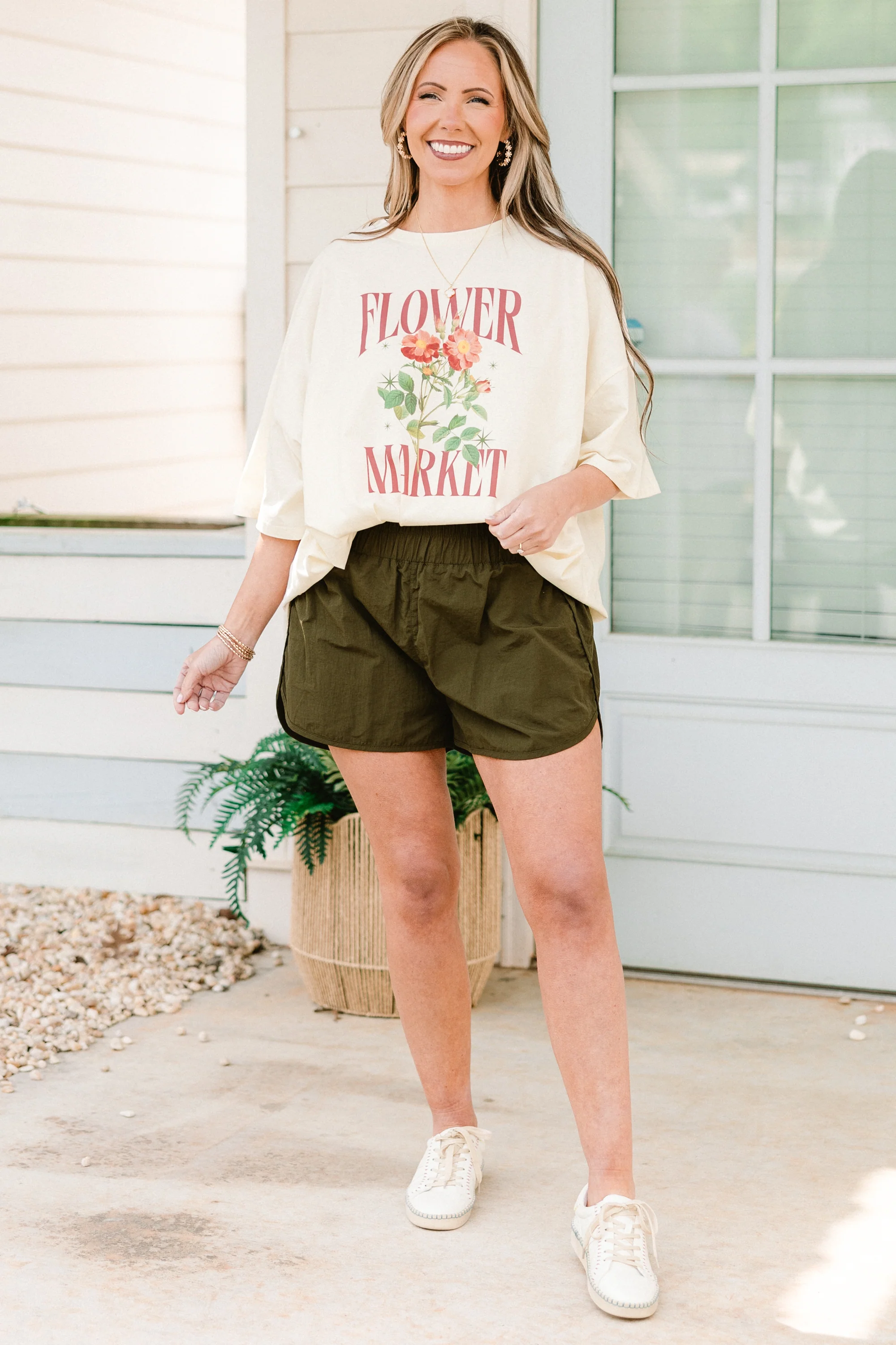 Run The World Shorts, Dark Olive - Image 2