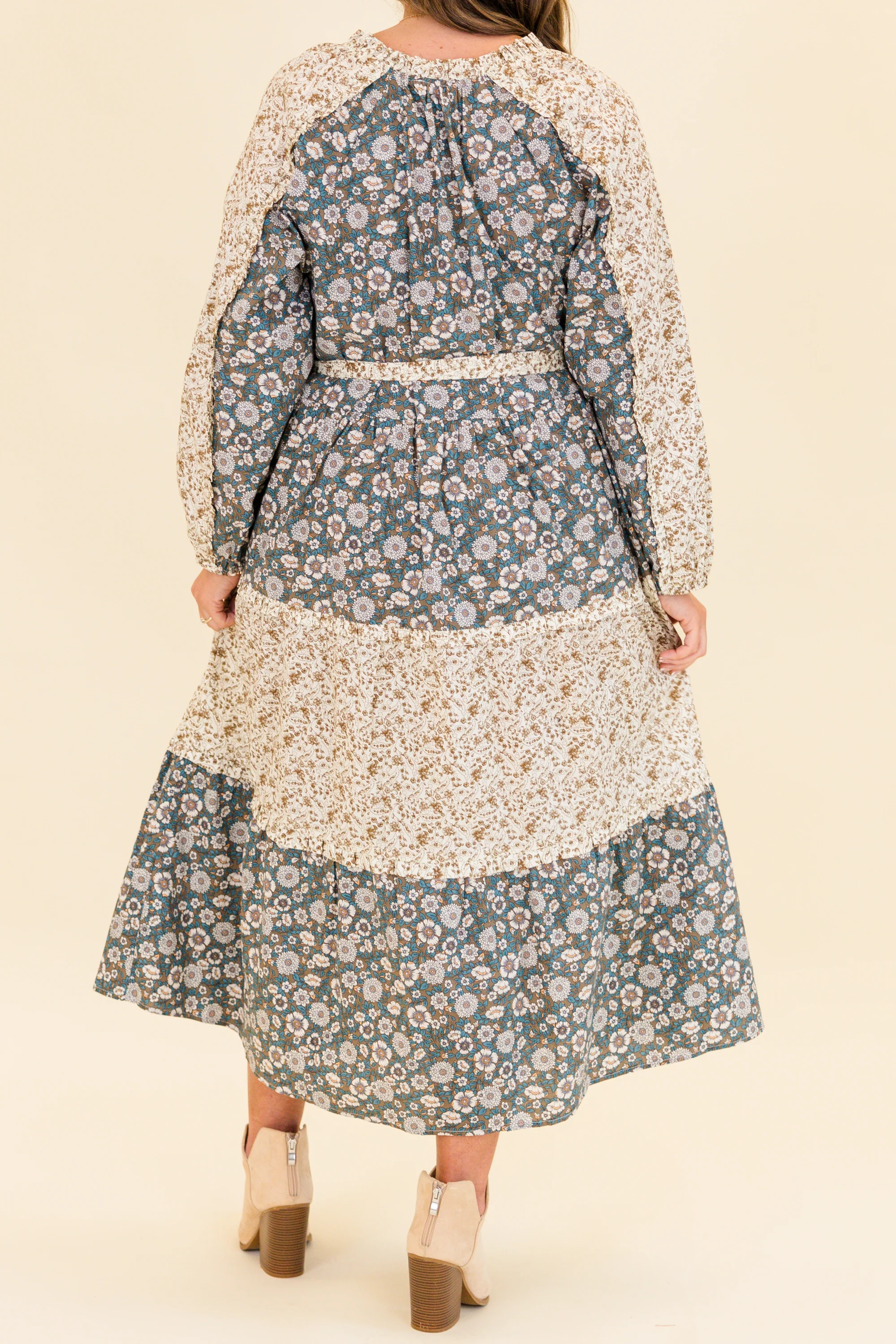 Runway With Me Maxi Dress, Olive Multi - Image 6